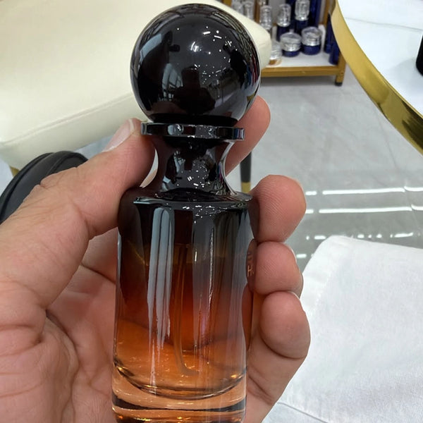 Noir Eclipse Perfume Bottle